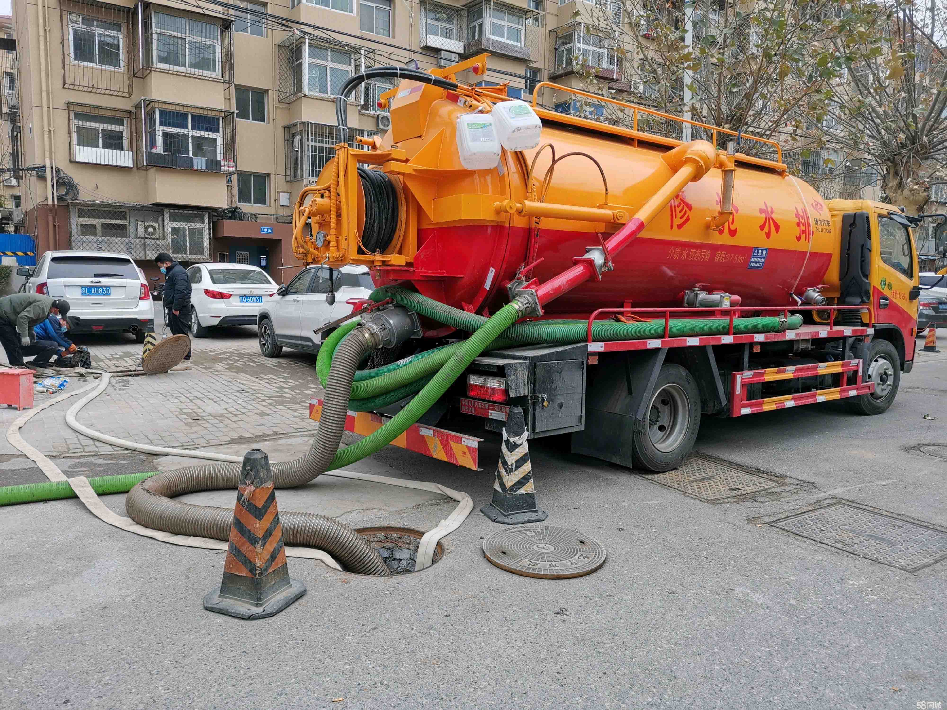 新津抽粪吸污
